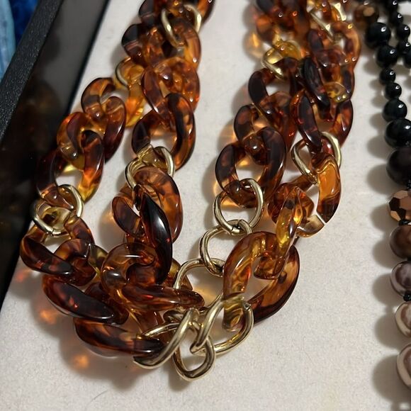 Elegant Multi-Strand Beaded Necklace lot wrappable premier designs - Picture 3 of 4